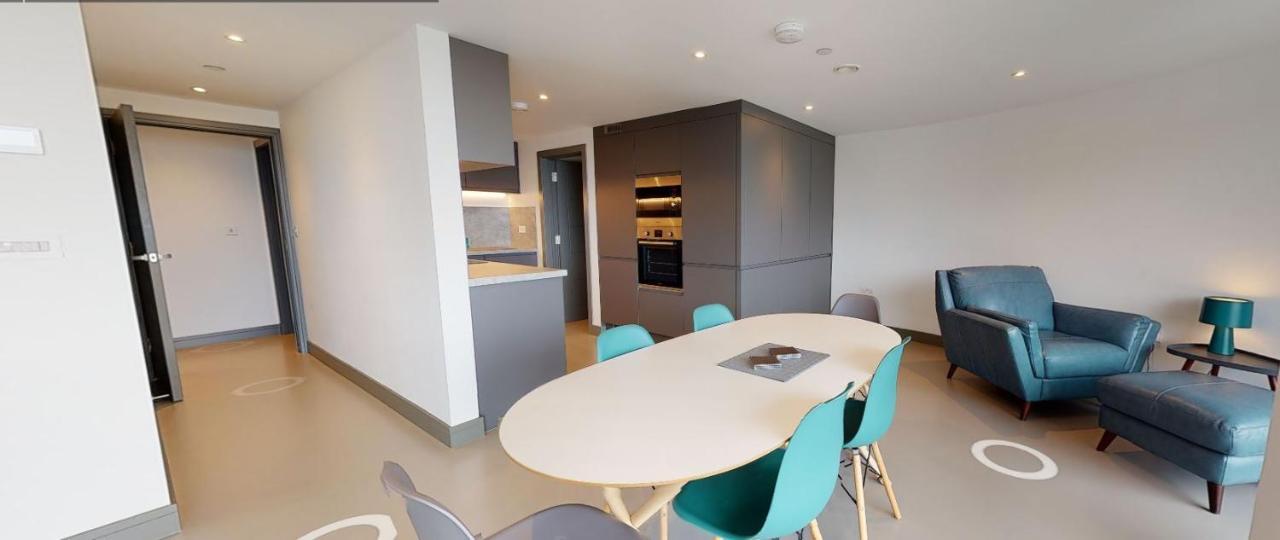 4 The View Apartments Ilfracombe - Seafront, Parking, Lift, Ev Exterior photo
