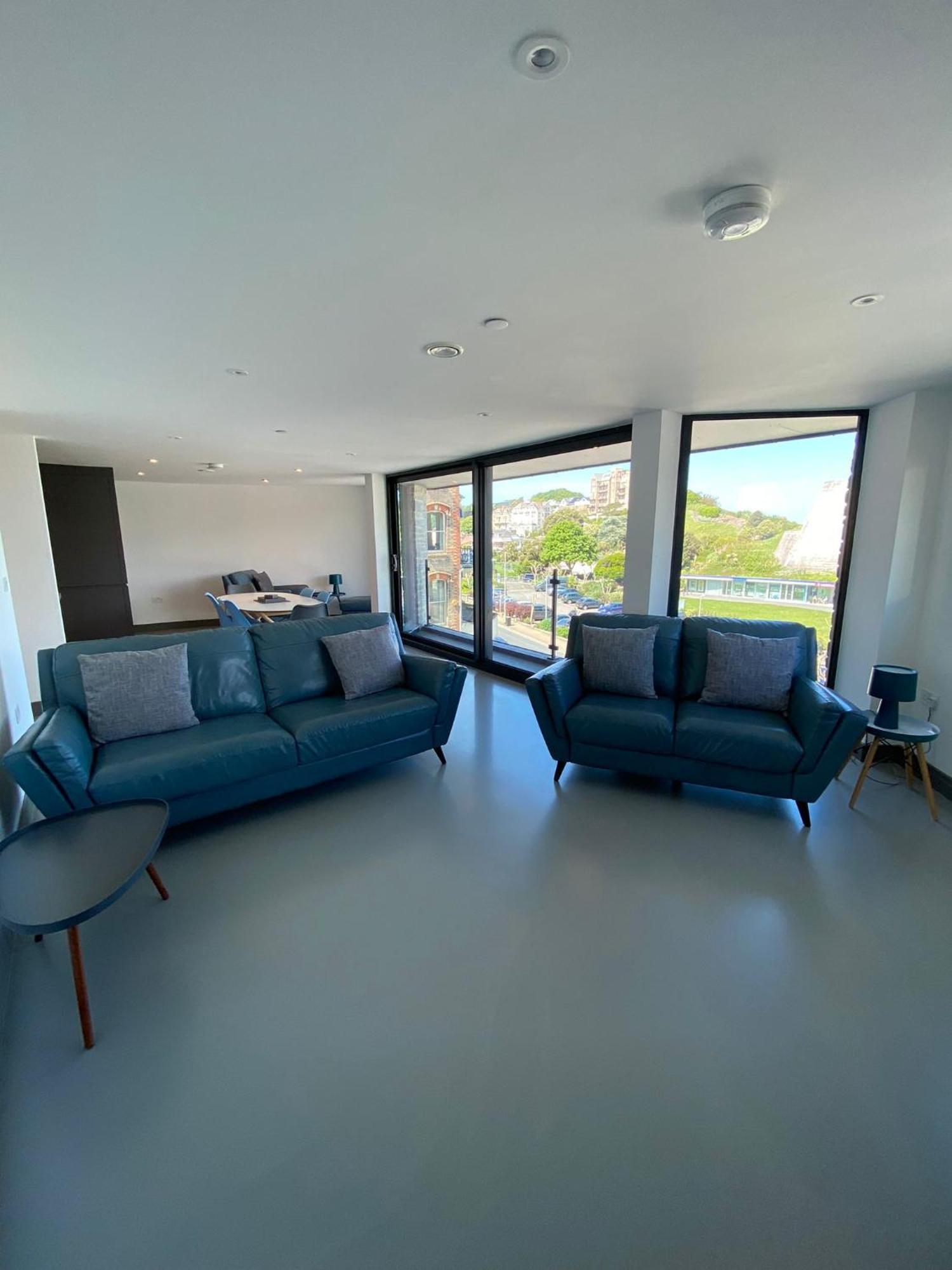 4 The View Apartments Ilfracombe - Seafront, Parking, Lift, Ev Exterior photo