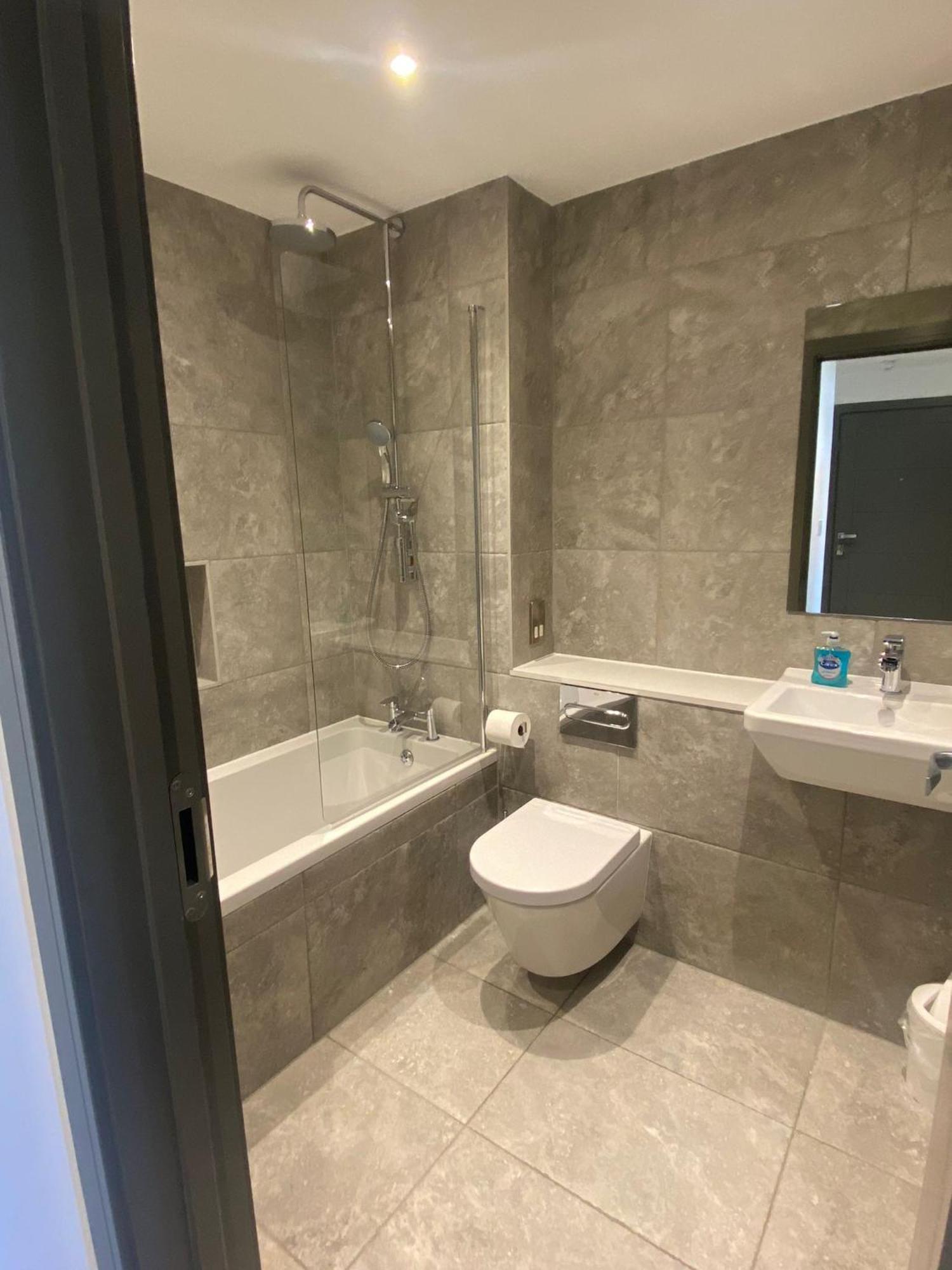 4 The View Apartments Ilfracombe - Seafront, Parking, Lift, Ev Exterior photo